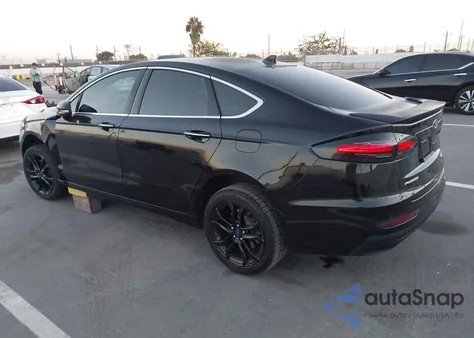 2020 Ford Fusion Hybrid Titanium from USA, damaged, VIN 3FA6P0RU8LR157264